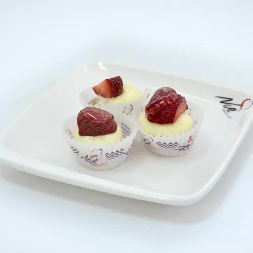 Meyveli Tart Çilekli