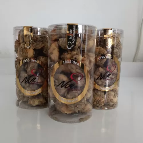 AYÇEKİRDEKLİ KAHKE